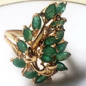 14k Emerald Cocktail Cluster Ring